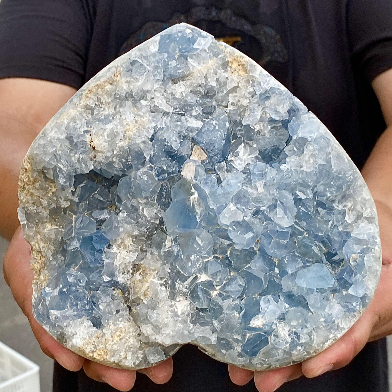 9.46LB Natural blue crystal cave heart-shaped original ore restoration
