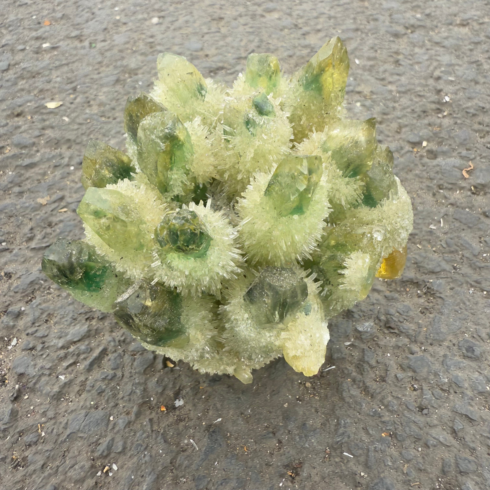 500g+ Natural Yellow and green ghost Cluster Crystal Mineral Healing Rock Stone