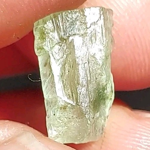 RARE UNUSUAL GREEN DT EMERALD FROM ETHIOPIA