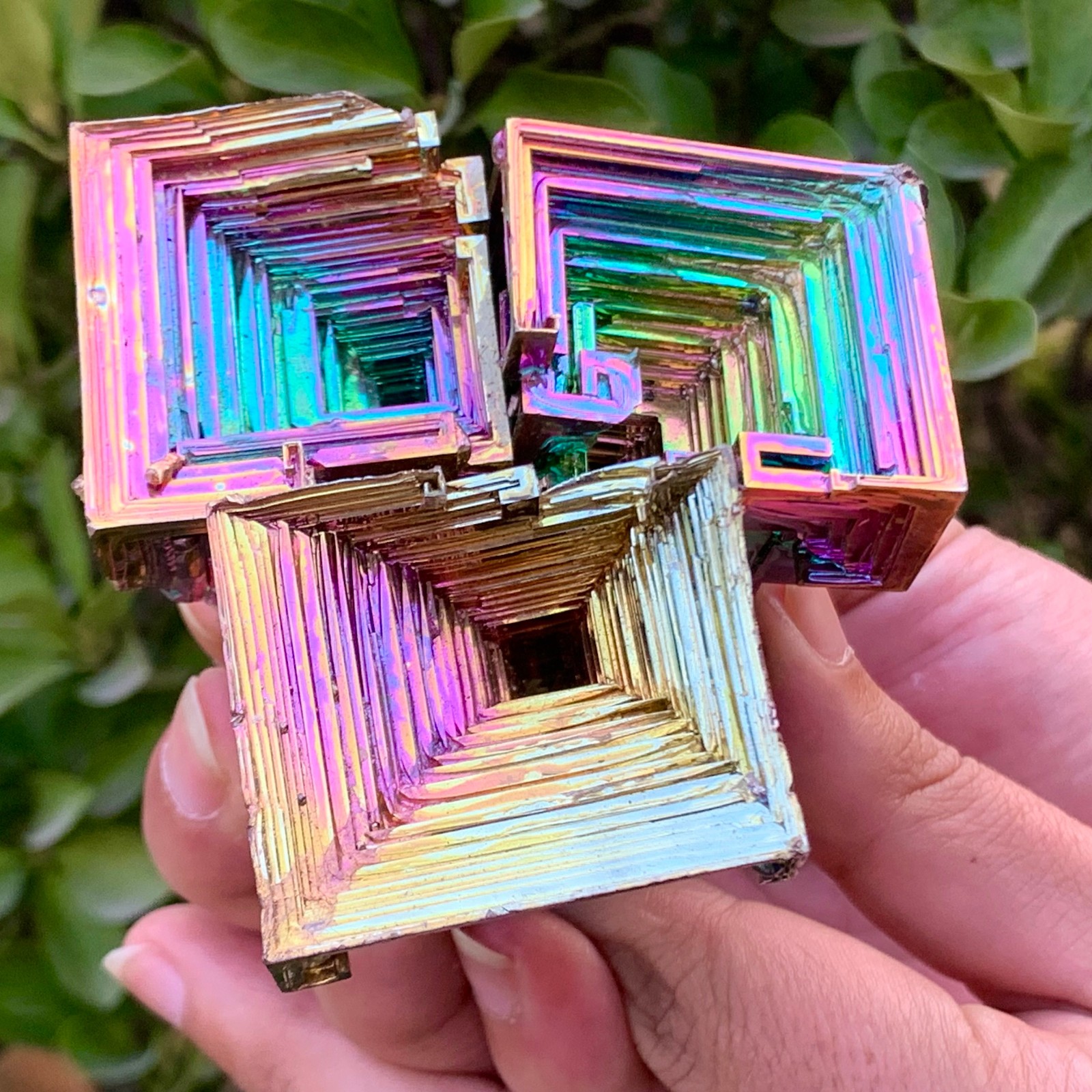 1.63LB ram Bismuth rainbow crystal elementBi gemstone Mineral specimen healing