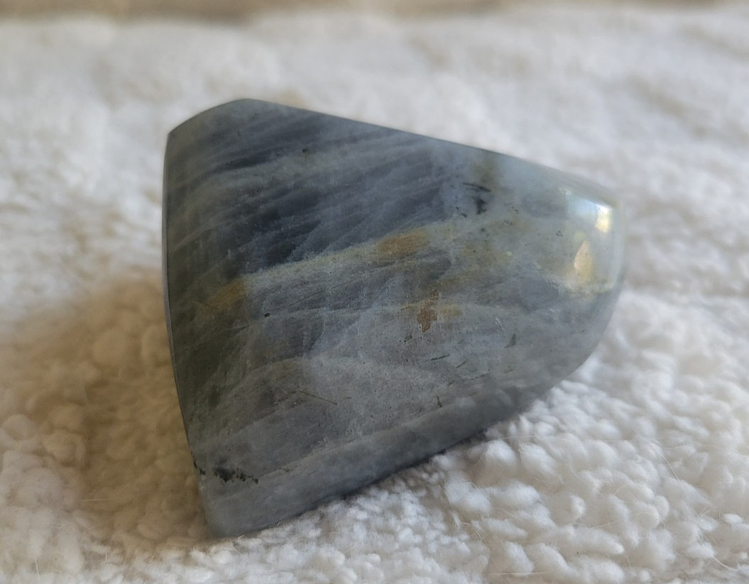 125g Polished Labradorite Crystal Stone – 2.5″