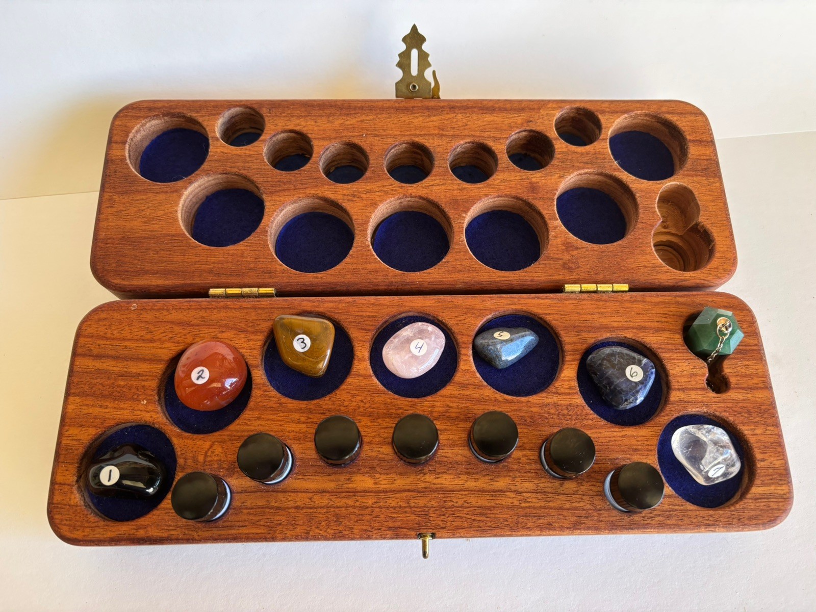 16Pcs Healing Crystals Set, Chakra Quartz & OILS Kit in Wooden Box RARE
