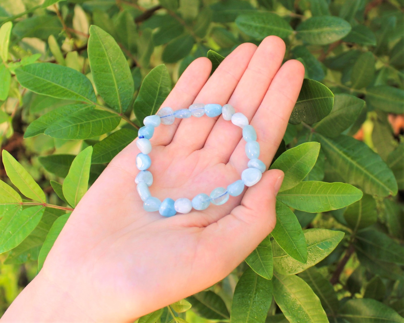 Aquamarine Tumbled Gemstone Bracelet: 6-8 mm Stones (‘A’ Grade, Stretch, Nugget)