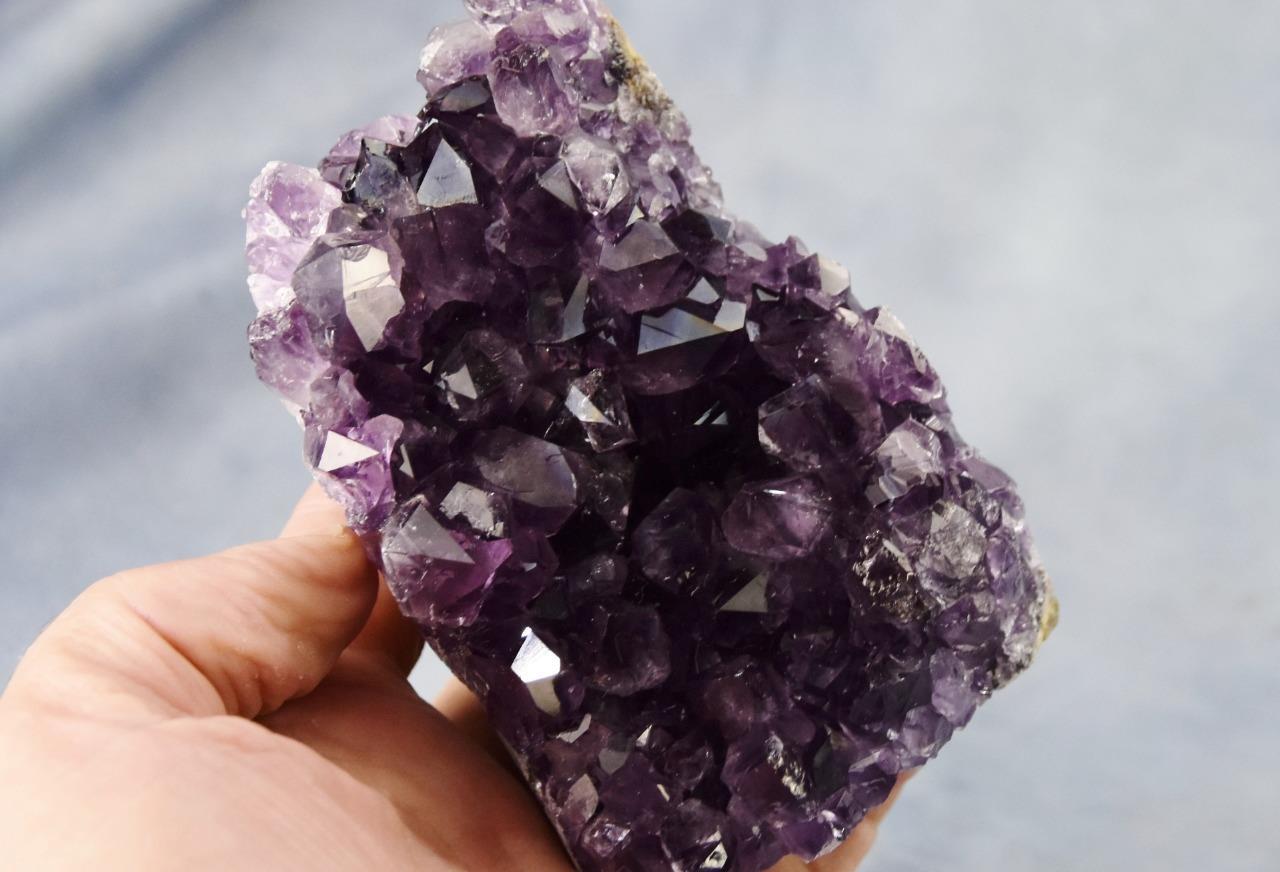 Super Purple Amethyst Geode Cathedral URUGUAY Flat Free Standing 114mm 4.5″ 228c