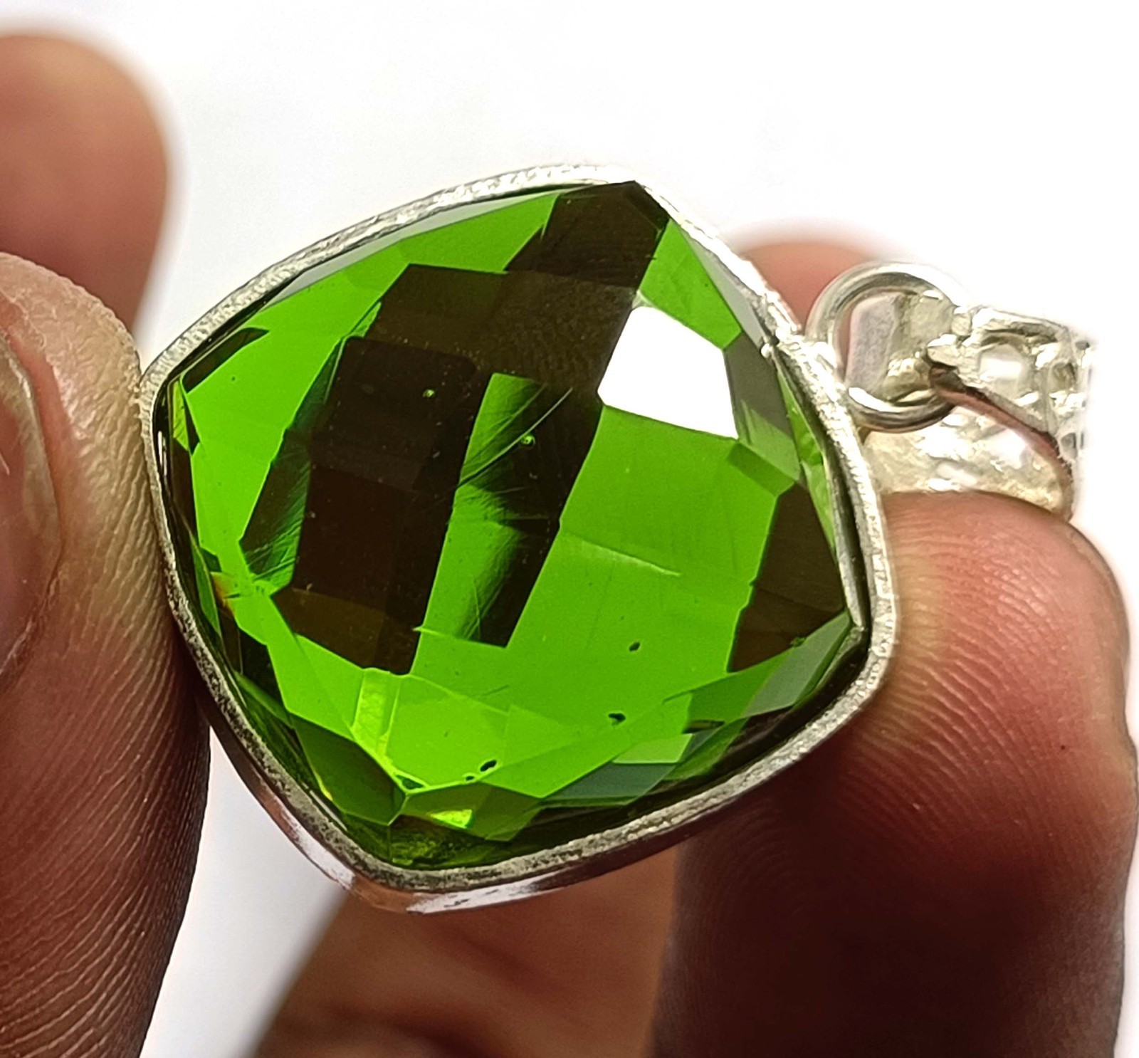 Natural Alexandrite Color Change 72.35 Ct 925 Solid Silver Pendant IGL Gems 5JST