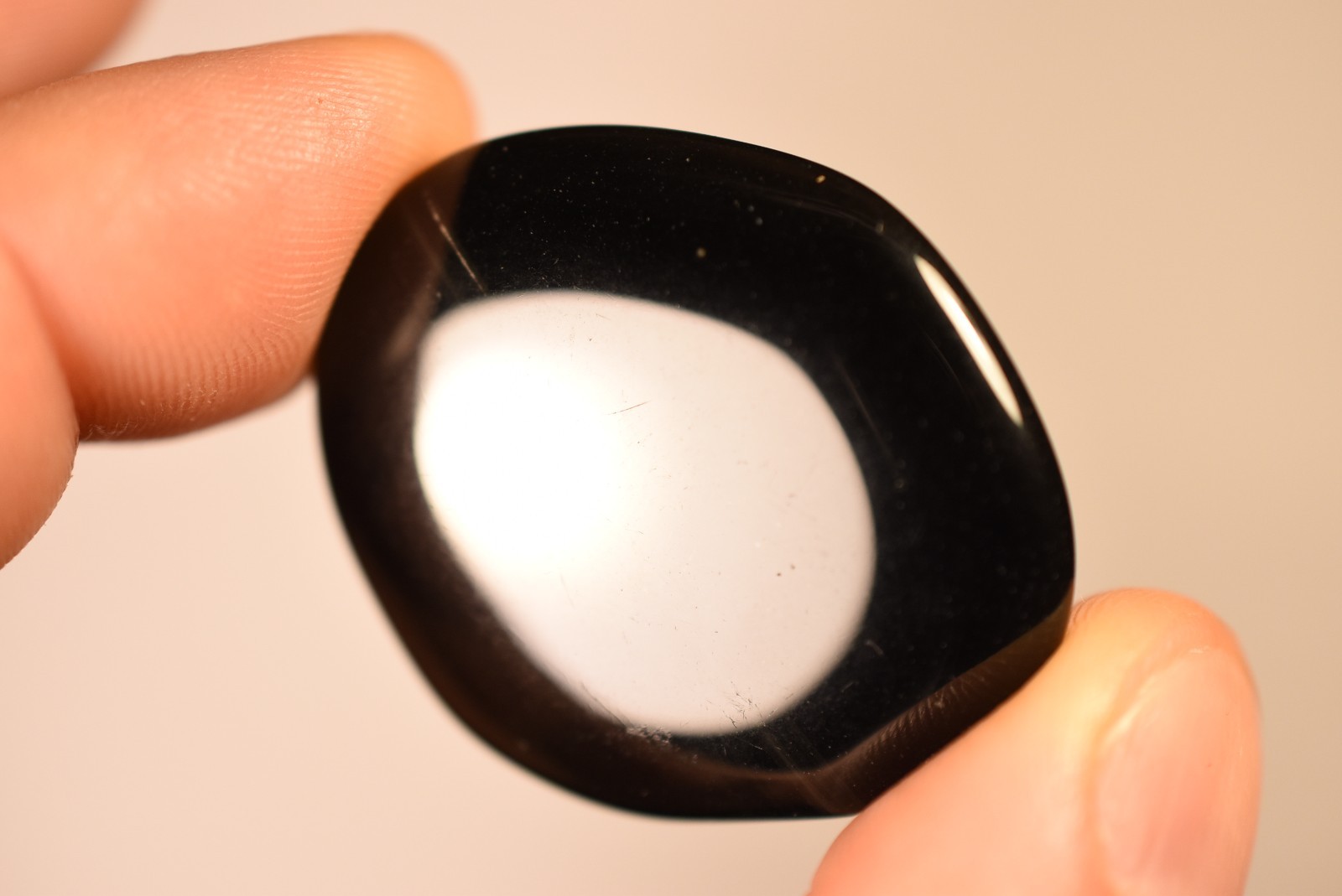 *BLACK ONYX* Palm Stone 3.9cm 13g Natural Stone Flat Thumb Worry
