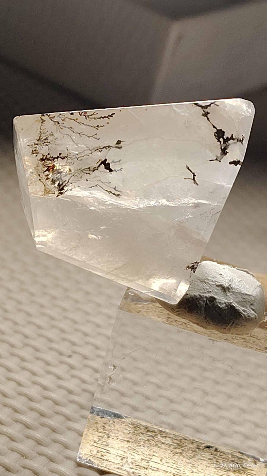 Natural Dendritic Quartz Polished Freeform Slab – 25mm Delicate Tree Scenic