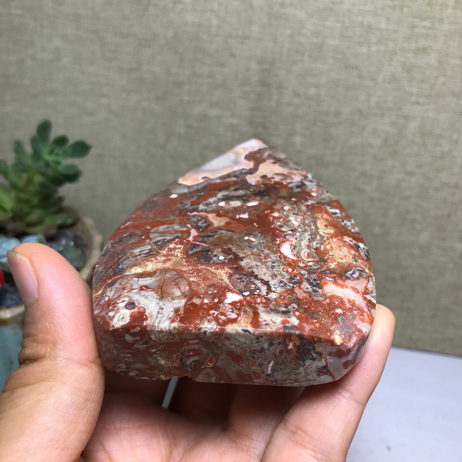 Natural Indonesian Bloodstone agate point leaf Crystal specimens 188g A5132