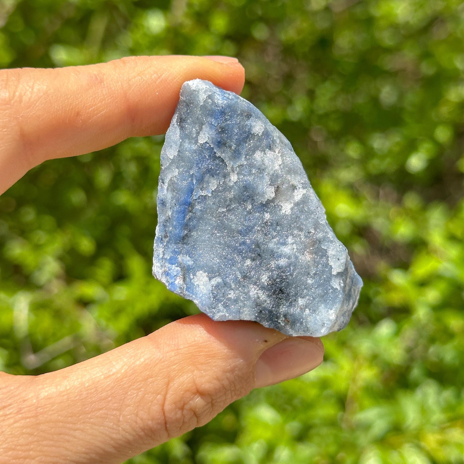 Rough Blue Quartz Crystal / Raw Natural Stone / Expression Crystal