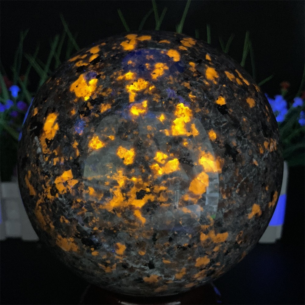 8.6LB 5.1″ Natural Yooperlite Sphere Ball Crystal Mineral UV Reiki Healing