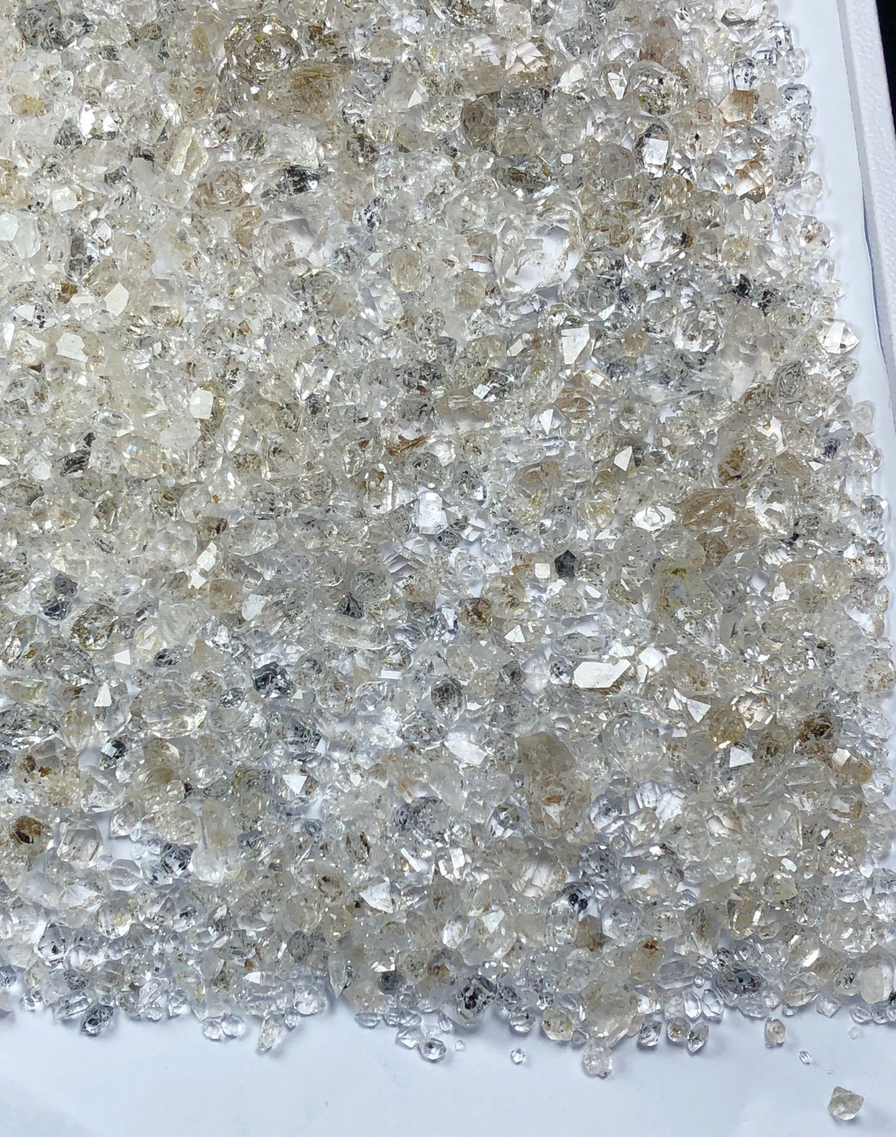 Excellent DIAMOND QUARTZ Crystals lot- Pakimers – 430 grams – from Pakistan