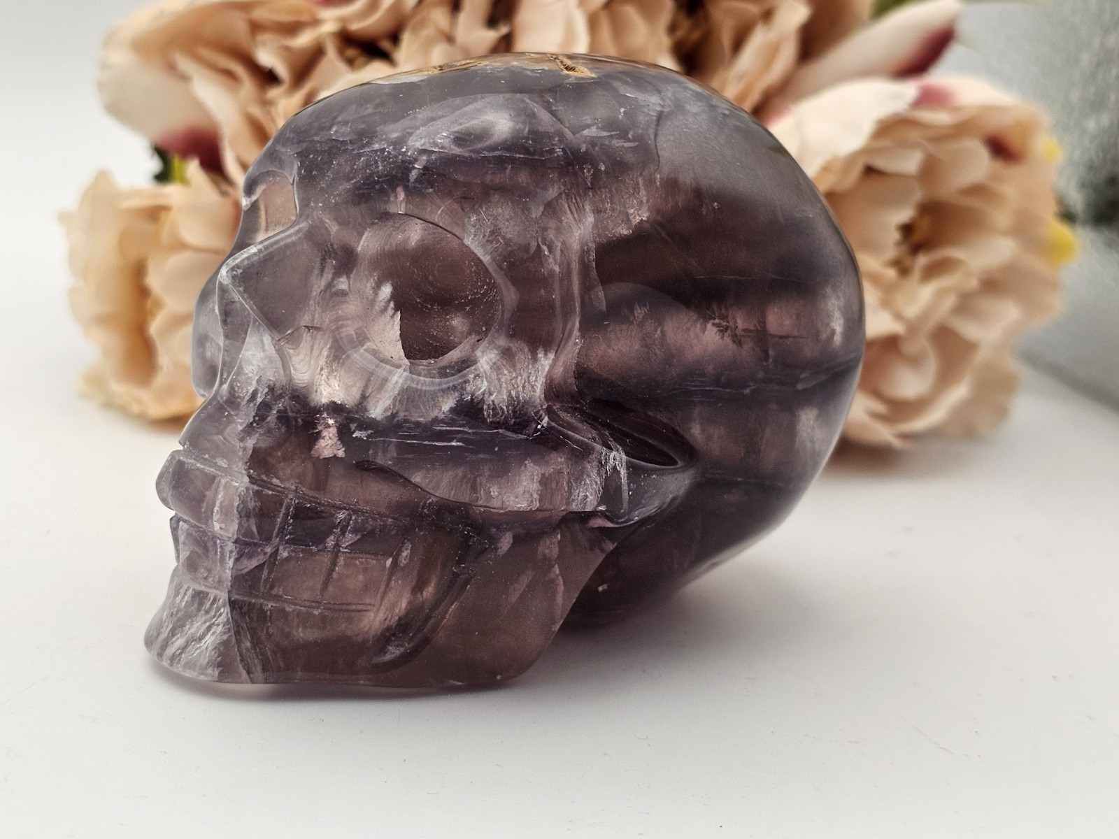 ✨️SALE✨️ Rainbow Fluorite Skull Crystal Carving 420g 5.3 x 7 x 4.7cm purple