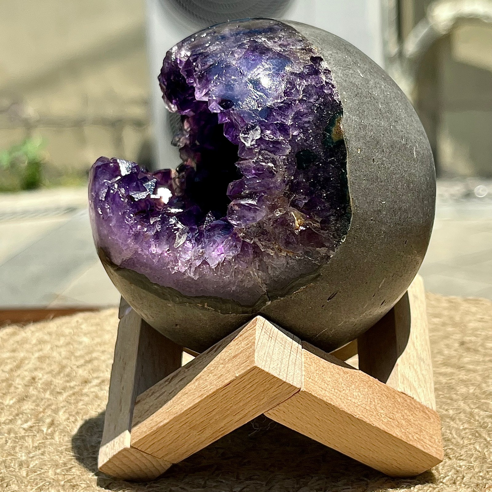 573 g Purple Amethyst Cave Smiling Mouth Quartz Cluster Home Office Display