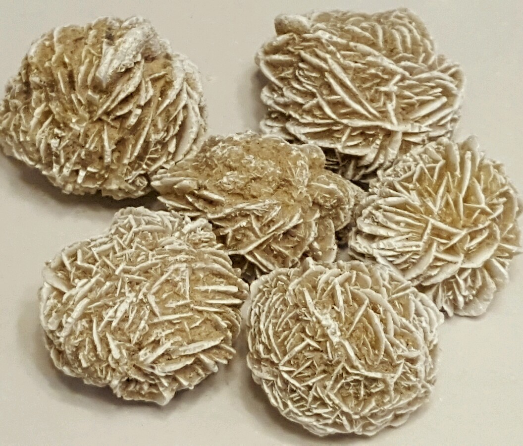 50g Small Desert Rose Sand Selenite Gypsum Rose Gemstone Crystals Rock Baryte
