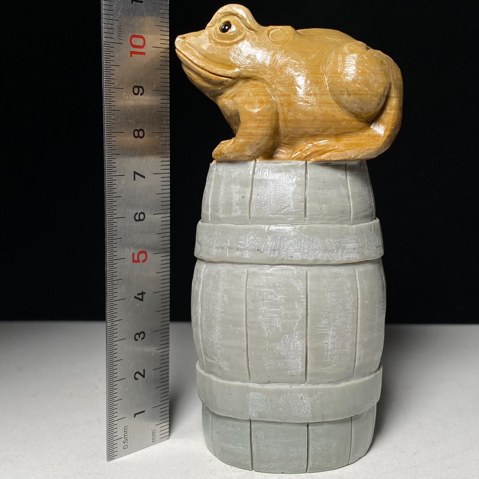 Natural Crystal Quartz Mineral Specimen Songhua Stone Handcarved Frog Gift