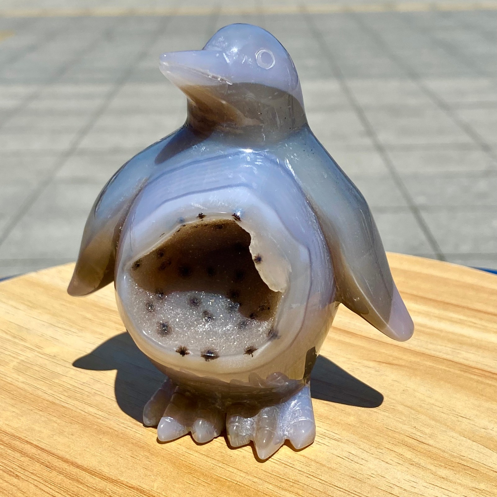 420G Natural Agate Hand Carved Penguin Figurine, Cute Crystal Animal Statue