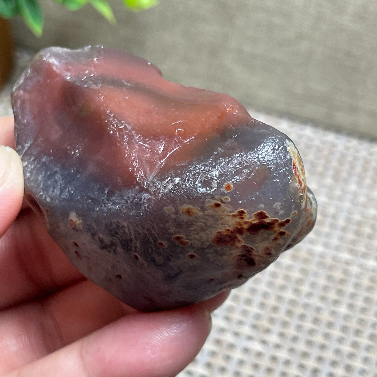 Raw Red Agate stone Chunk original stone Specimen Mineral crystal 83g AP180