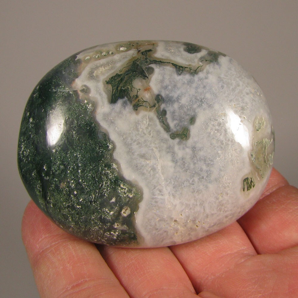 2.5″ GREEN MOSS AGATE Gemstone Polished Palm Stone – India