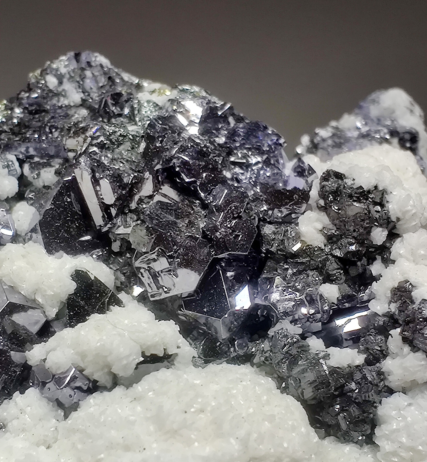 Galena & Manganese bearing Calcite, UV. Huanzala Mine, Peru. 3.9 lbs.