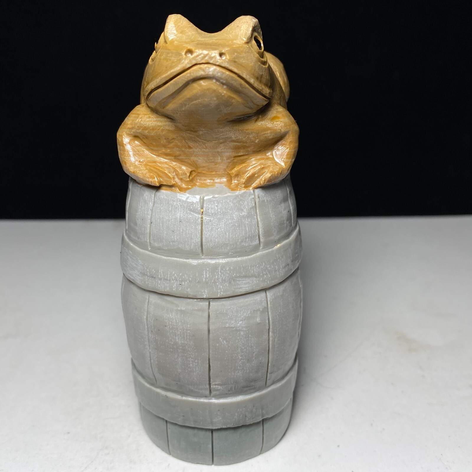 Natural Crystal Quartz Mineral Specimen Songhua Stone Handcarved Frog Gift