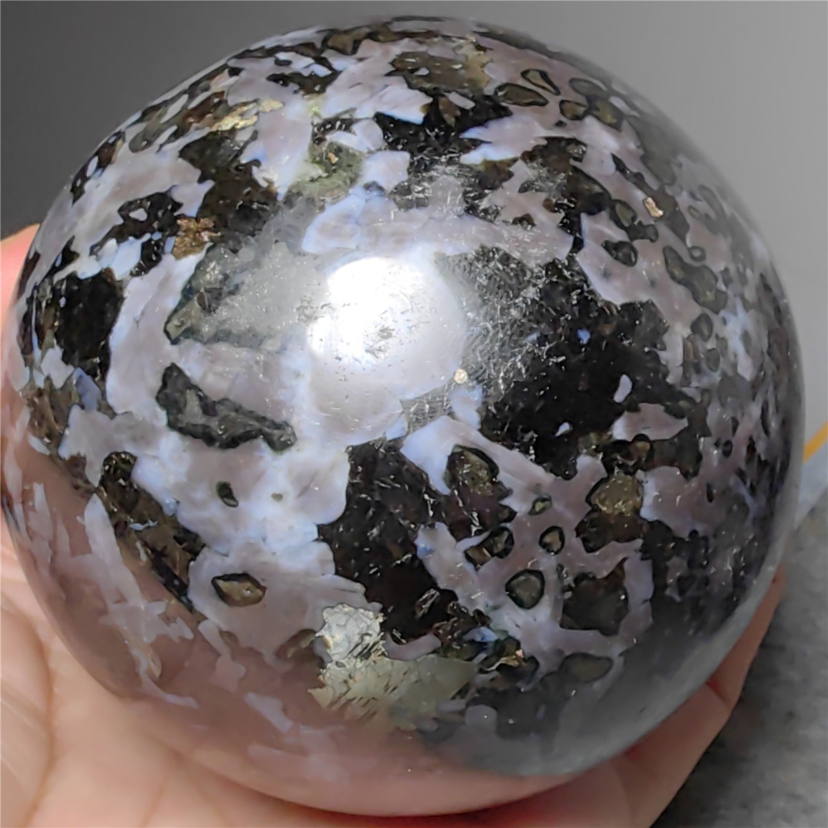 766g Indigo Gabbro Crystal Quartz Energy Stone crystal sphere healing F417