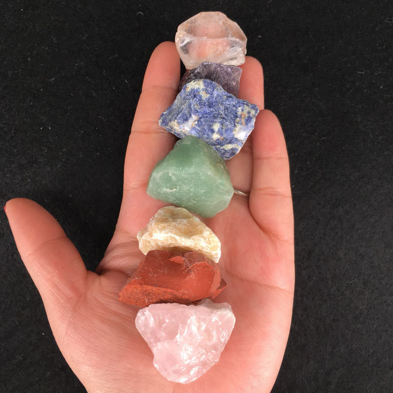 7 Stones Chakra Set Seven Medium Rough Natural Raw Crystal Kit & Pouch
