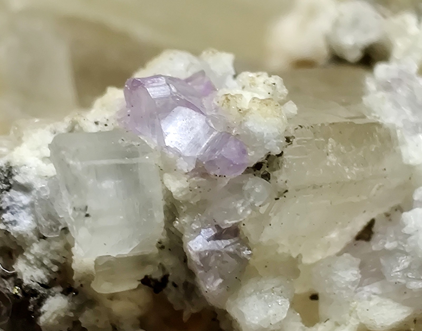 Excellent Witherite specimen, Peach UV. Minerva Mine, Illinois. 213 grams.