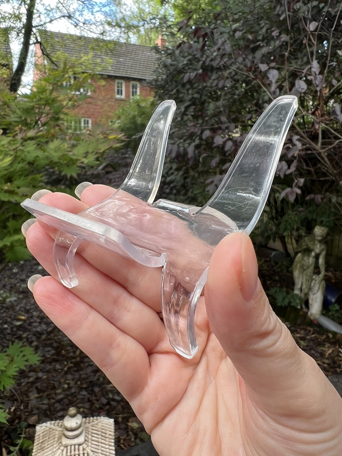 Plastic Crystal Stand Display for Hearts Slabs Slices x 2 6cm