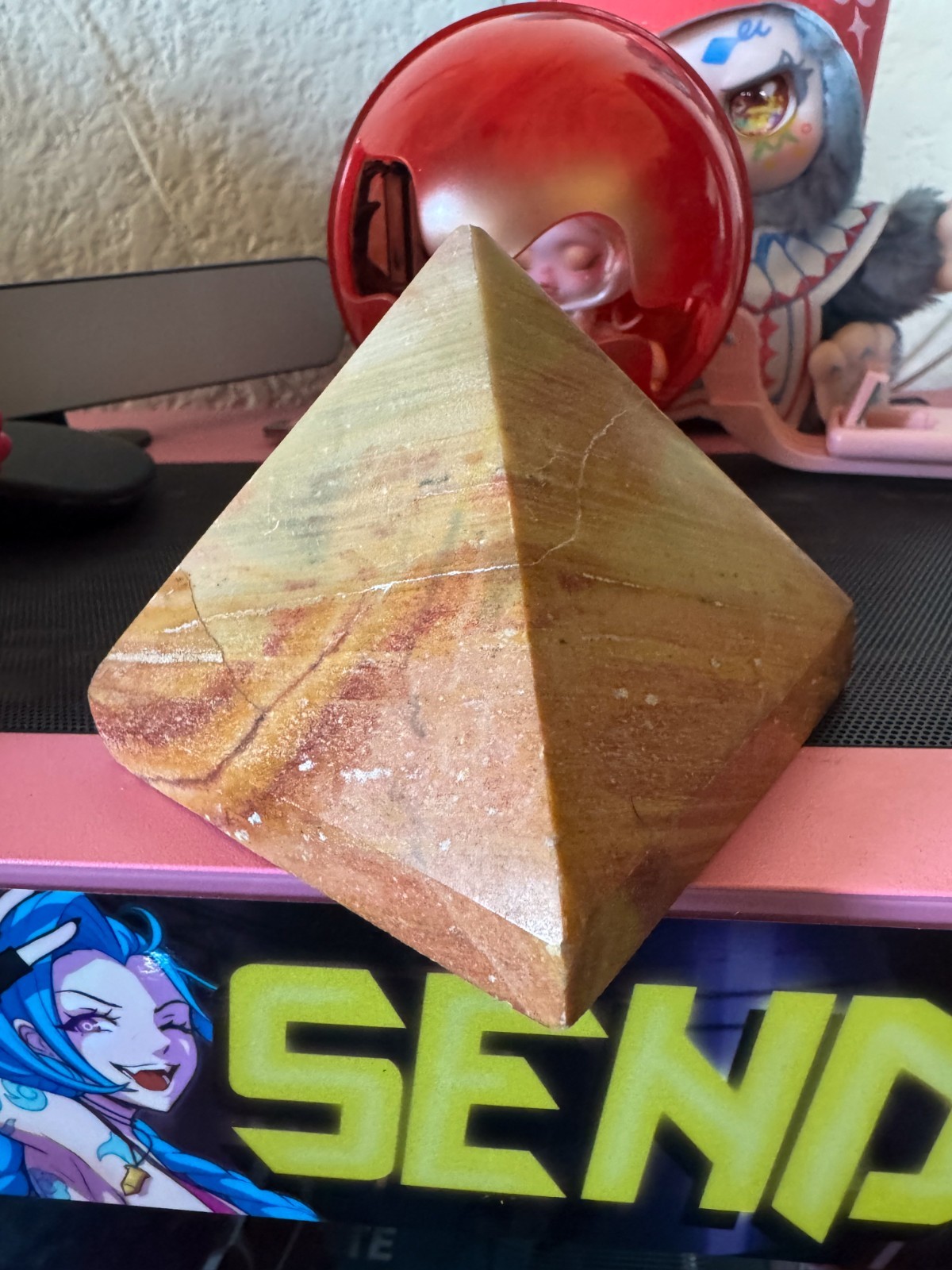 Yellow Jasper Pyramid POS. MOOKAITE 3.5×3.5x3H 1lb 6.4 oz CRYSTAL