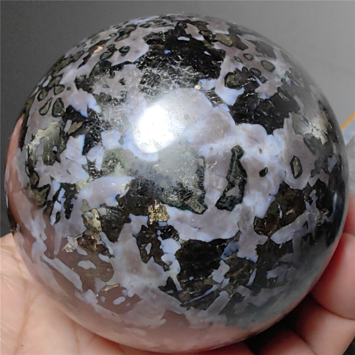 766g Indigo Gabbro Crystal Quartz Energy Stone crystal sphere healing F417