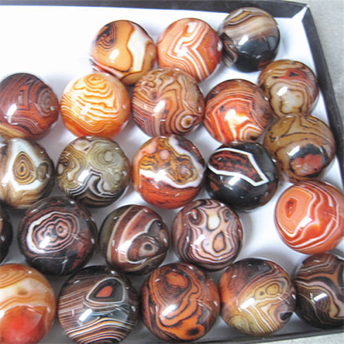 2PCS Madagascar Agate Crystal Geode Sphere Cluster Ball Randomly Send