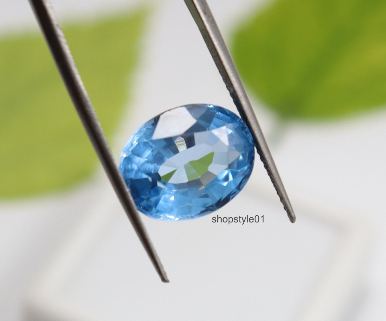 7.55 Ct Natural Certified Aquamarine – Oval Cut Loose Gemstone (13.3 × 10.8mm