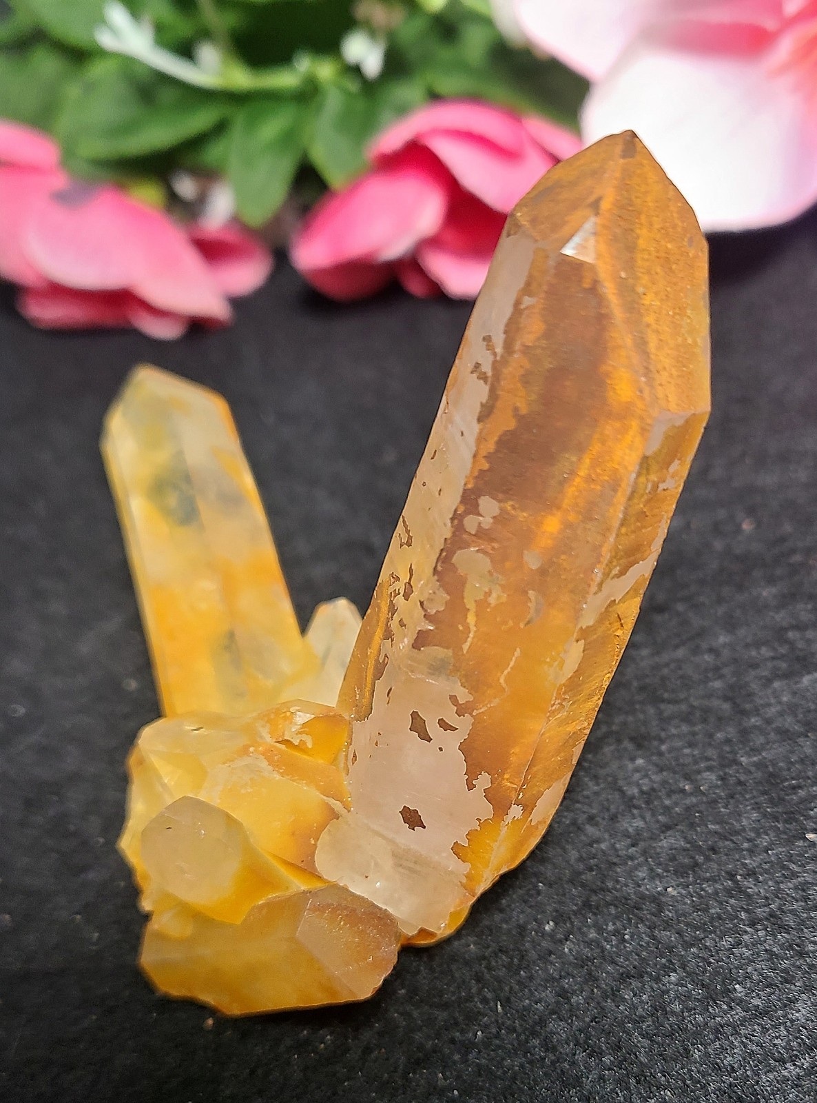 3.4″ 76g Pretty V Shape Golden Healer Quartz Crystal Cluster Stone Specimen