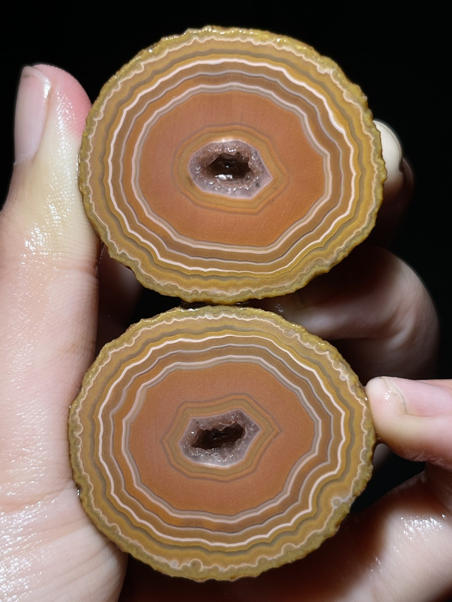 Natural Warring States Red Agate Rough Geode Quartz Crystal Specimen 97g A20