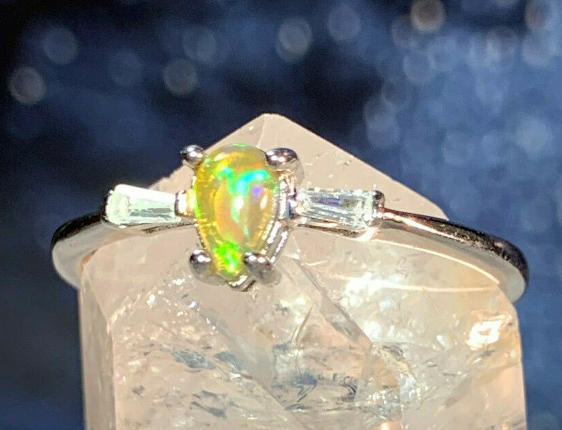 *DAINY STACKABLE PRECIOUS ETHIOPIAN OPAL NATURAL FULL SPECTRUM FLASH RING .925*