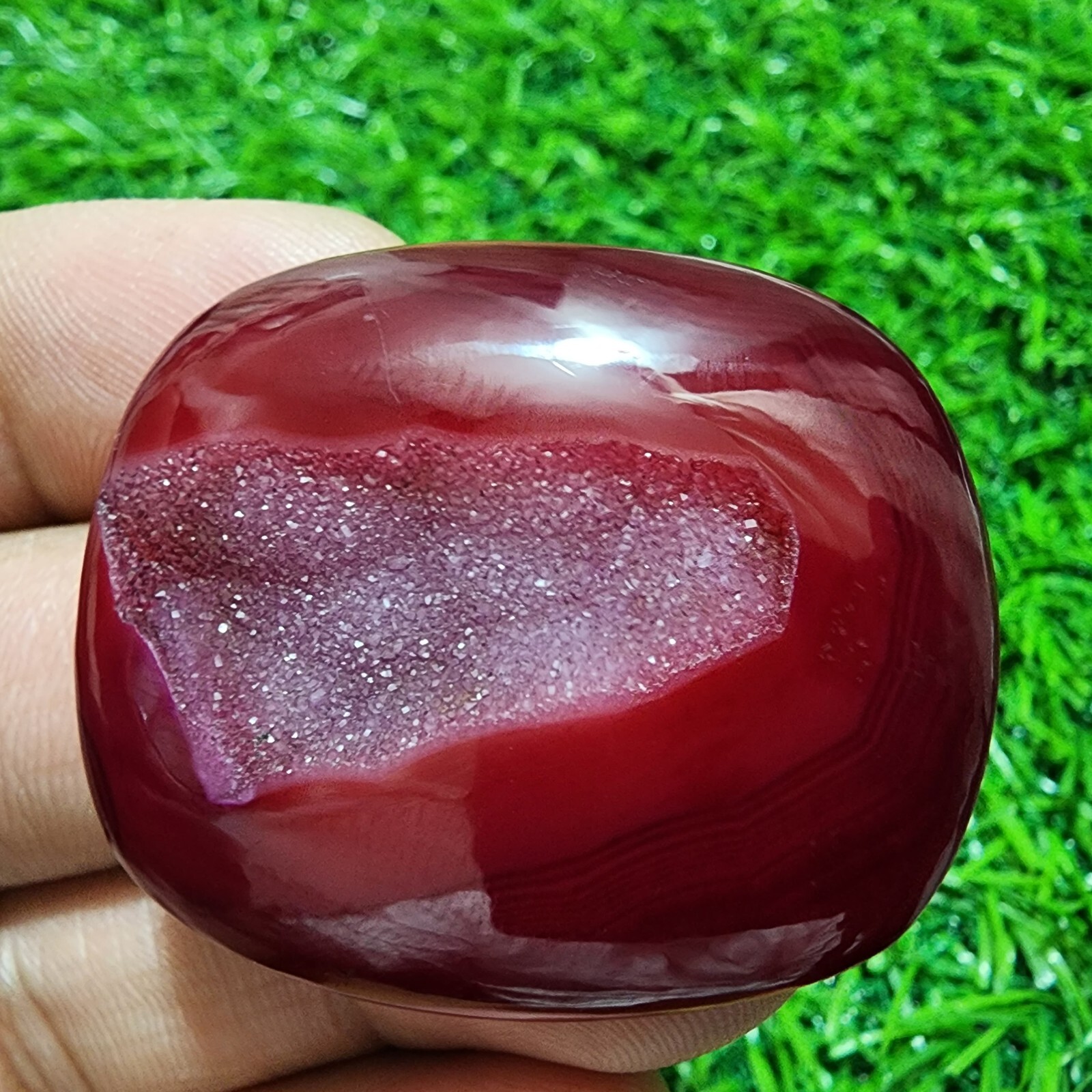 Unique Top Yummy Window Druzy Agate Cushion Shape 103 Carat Gemstone For Jewelry