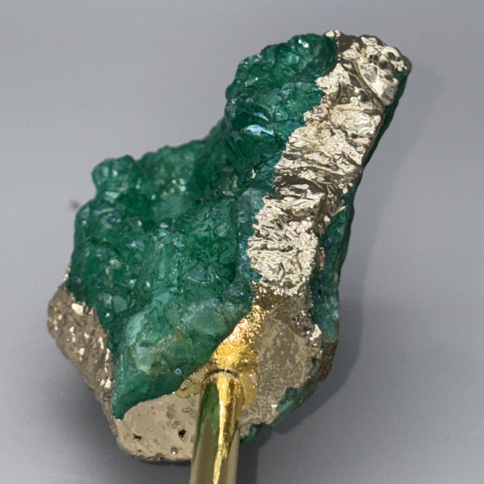 12.5″ Crystal Geode Sculpture Post Stand 12K Gold Plated Edge Acrylic Base Druzy