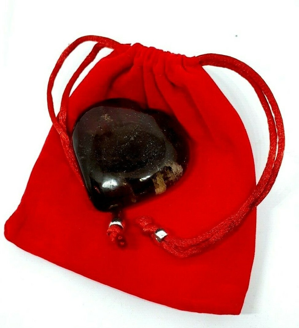 Smoky Quartz Heart Carving Real Crystal Protective Energy 83g 5 x 5 x 2.3 cm s3