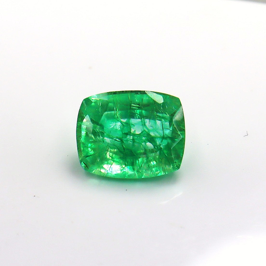 Natural Cushion Cut Green Emerald 7-8 Ct COLOMBIAN Loose Gemstone CERTIFIED