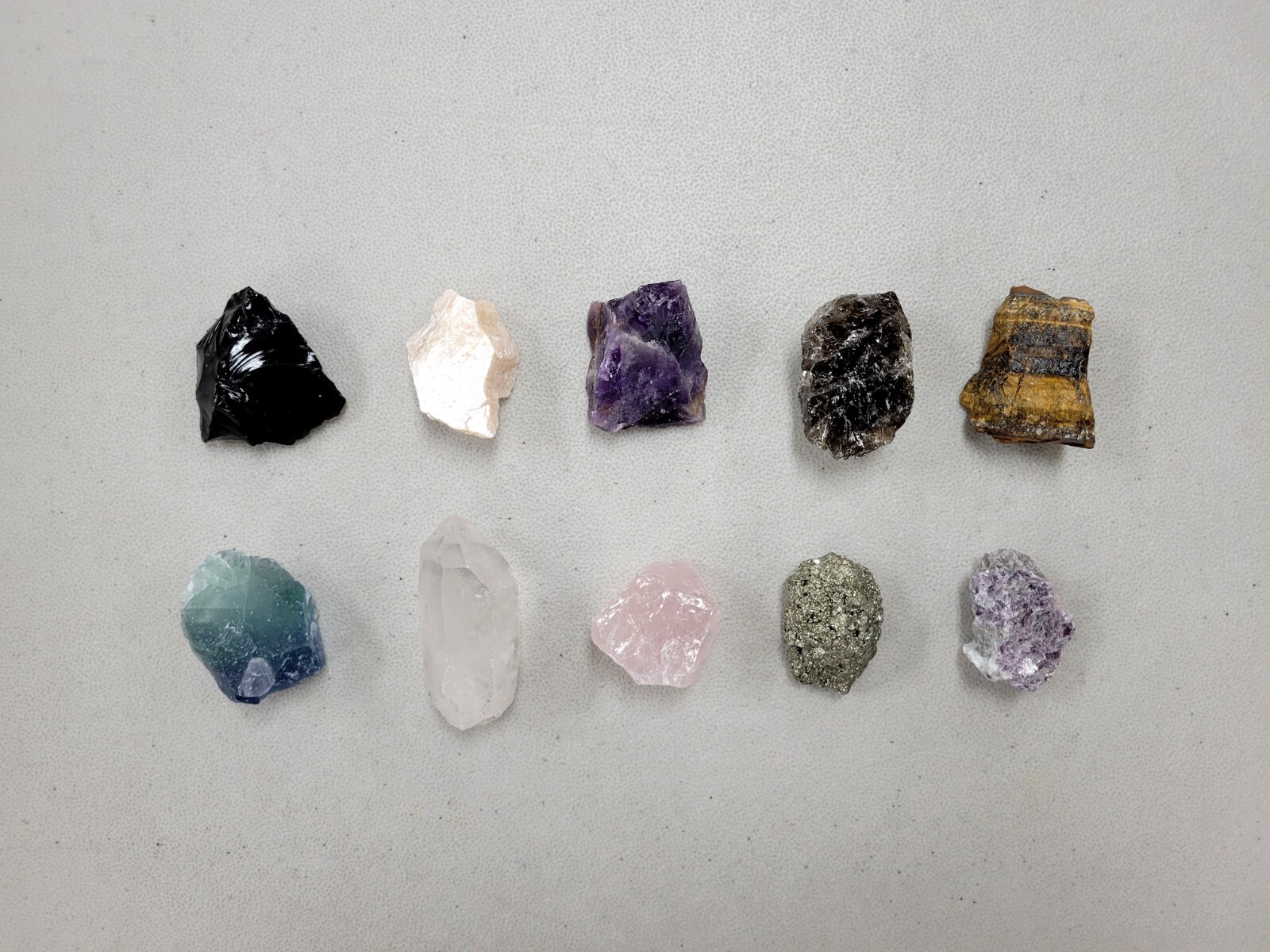 10 Piece Crystal Starter Gift Set Raw Healing Gemstones Pack for Beginners