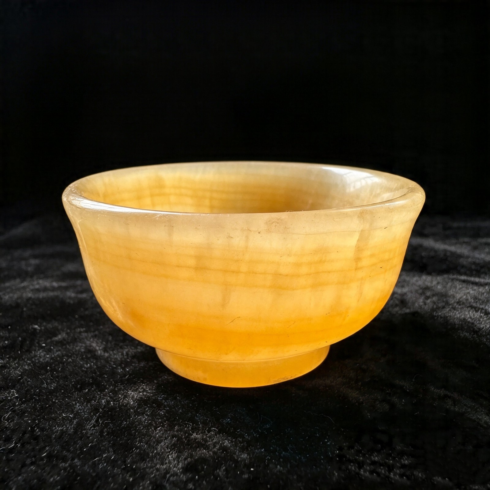 Hand Carved Natural Jade Bowl – Collectible Crystal Desk Decor Jewelry Holder Ar