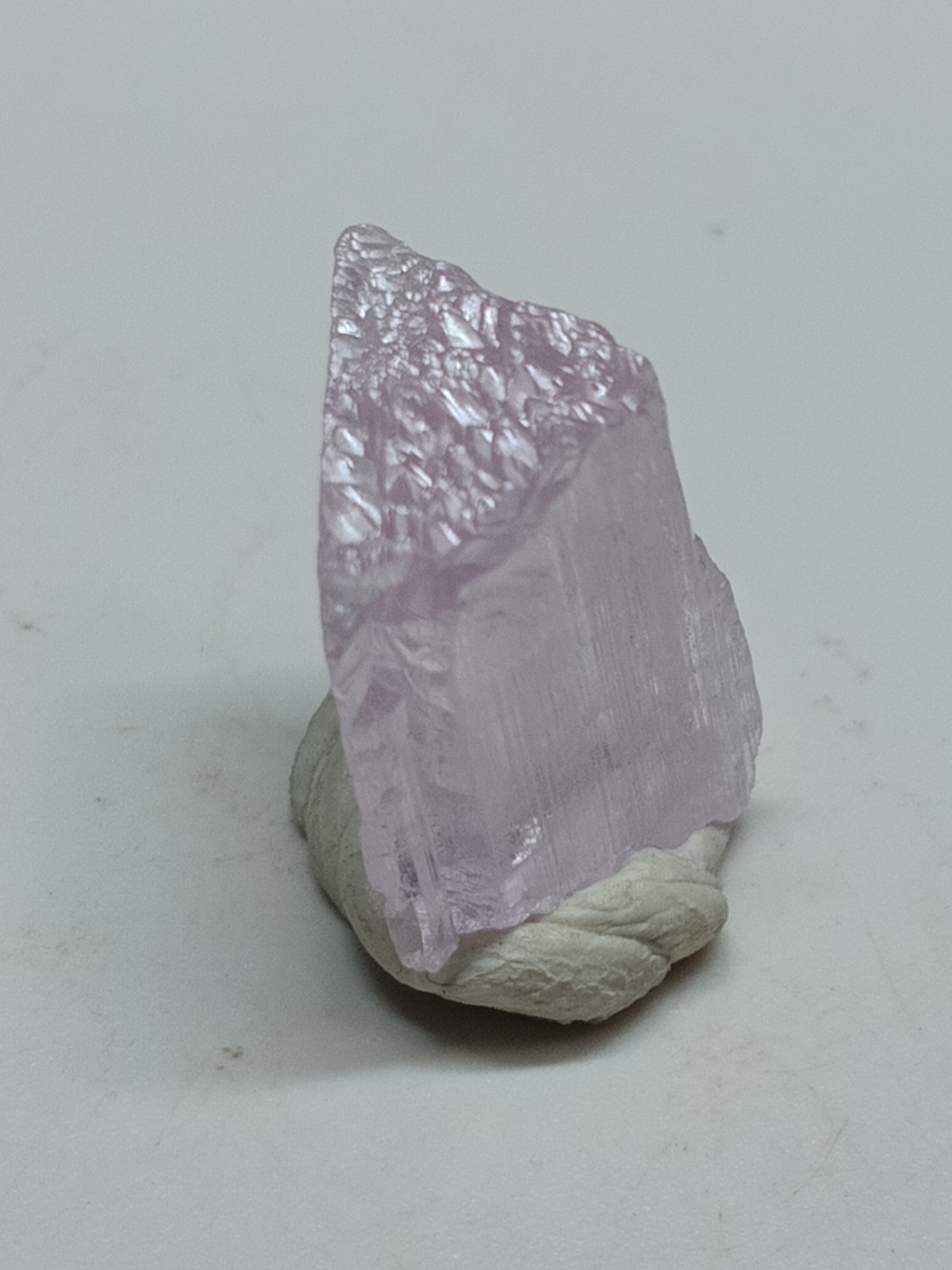 Pink Flourescent Kunzite Gemstone X50
