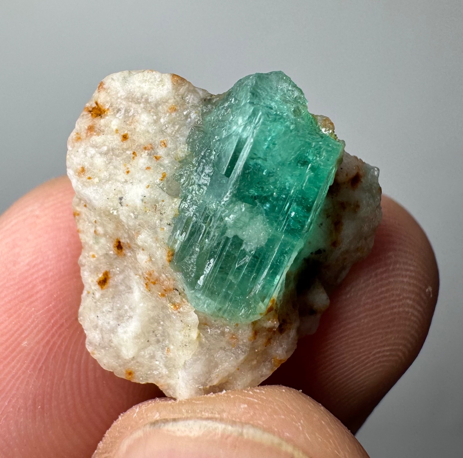 22 Ct Natural Emerald Crystal on Calcite From Panjshir Vally Afghanistan