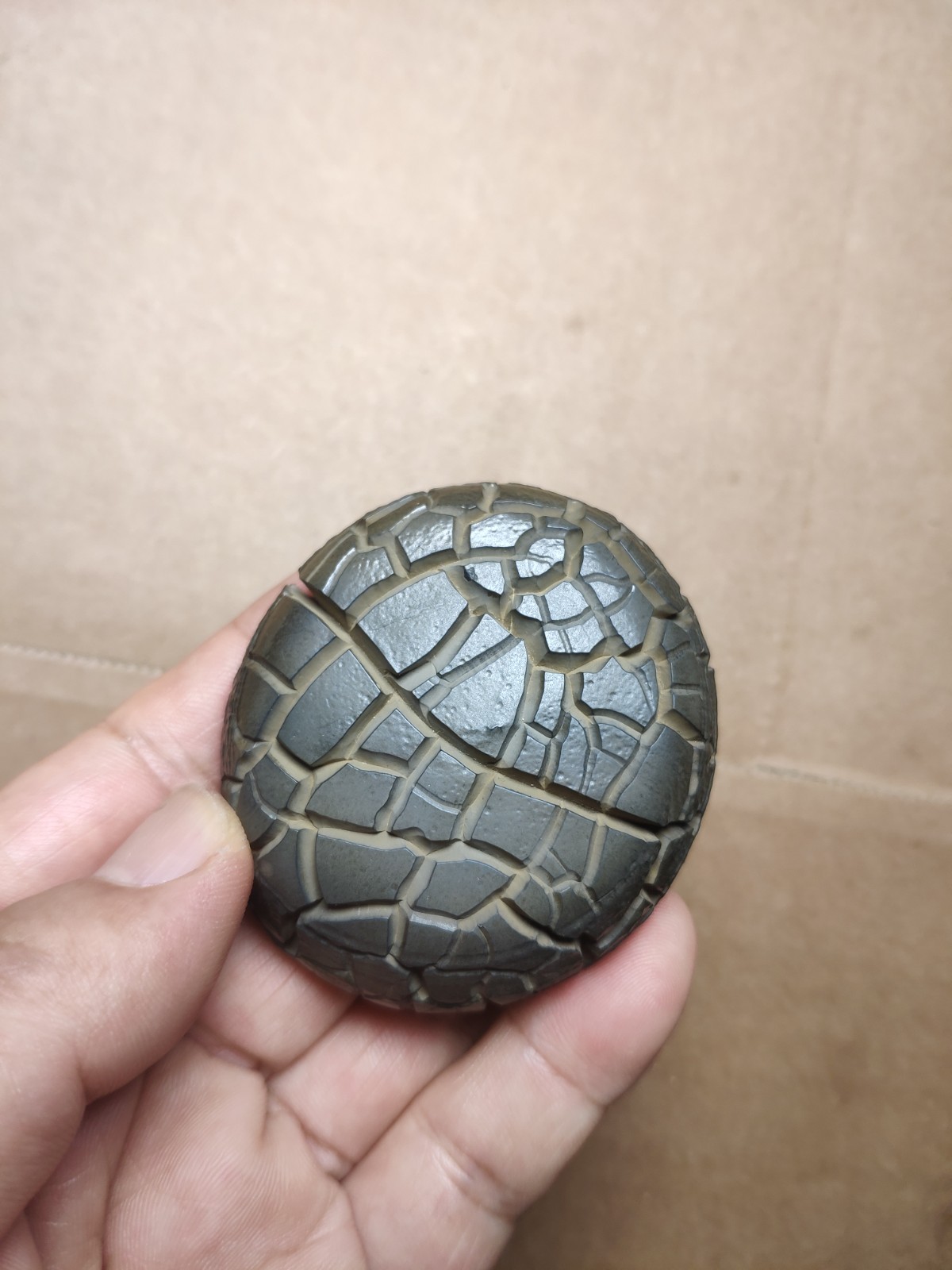 136g beautiful Natural tortoise back pattern stone Landscape stone