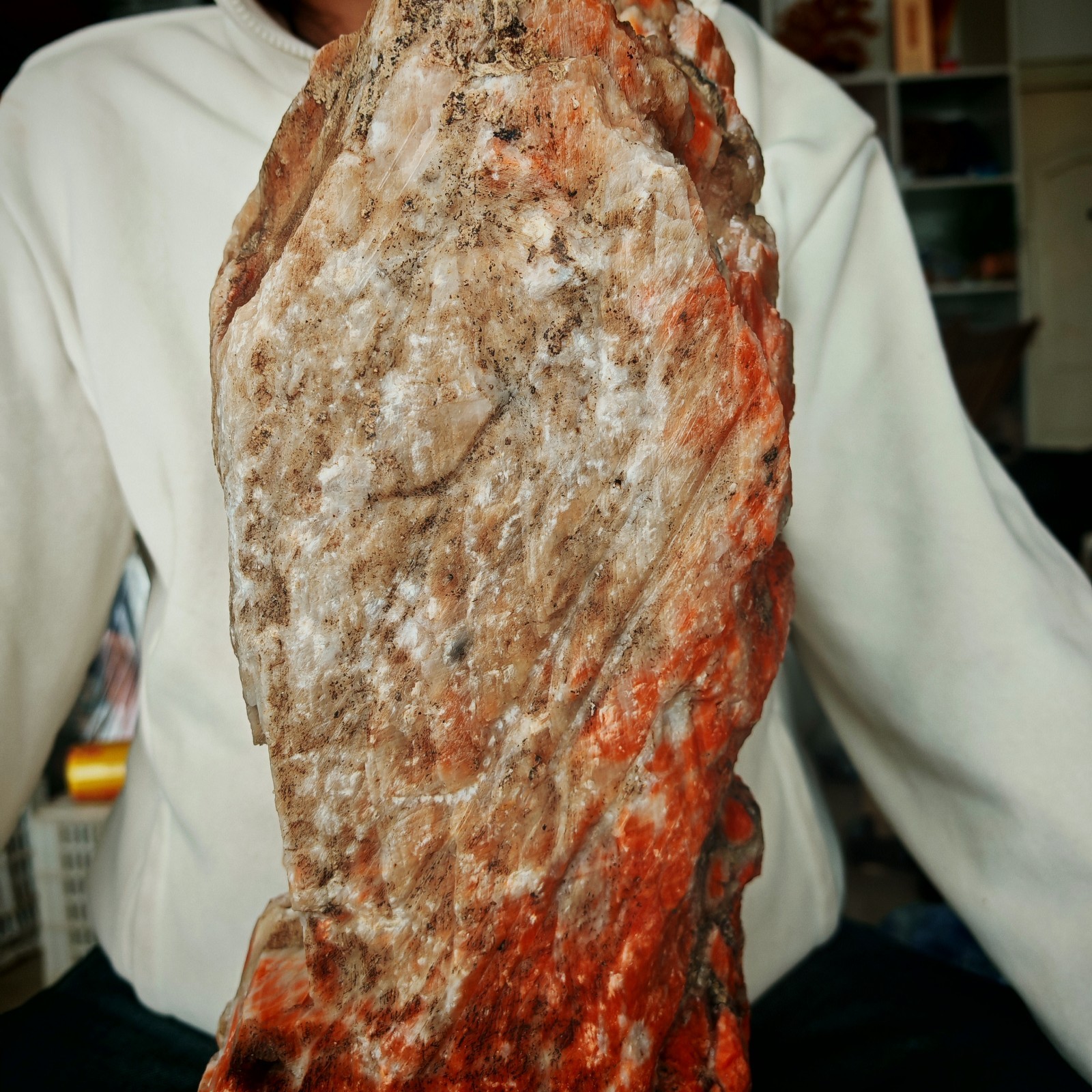 41.096LBNatural Sun Stone Sea Blue Treasure Symbiotic Primitive Stone Specimen