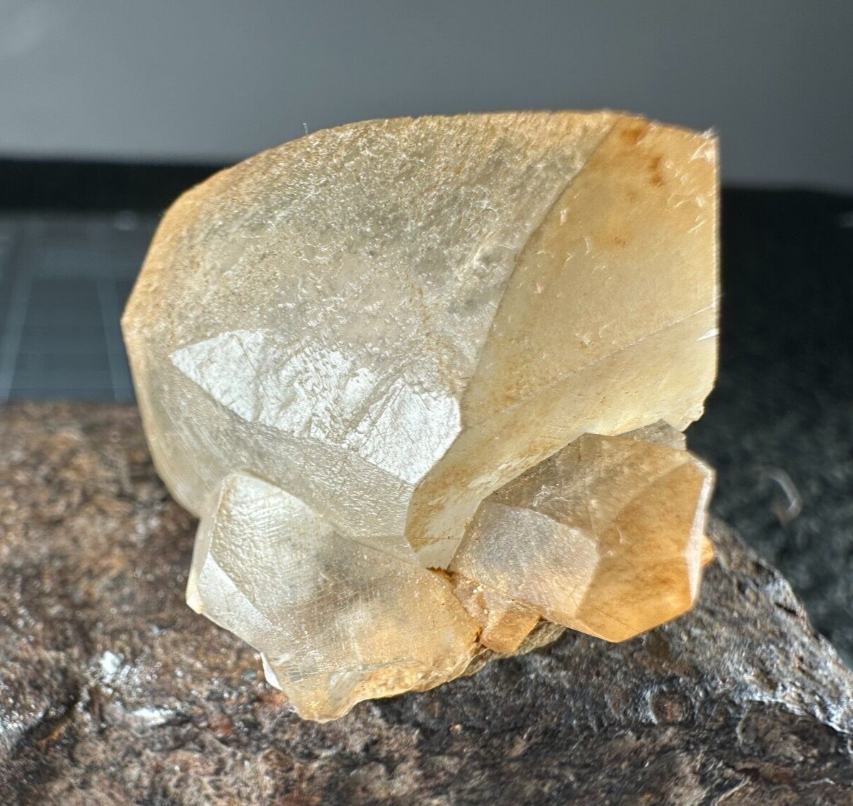 ➤ 1-1/4″ CALCITE CRYSTAL Specimen – France Quarry Logansport Indiana VIDEO➤852