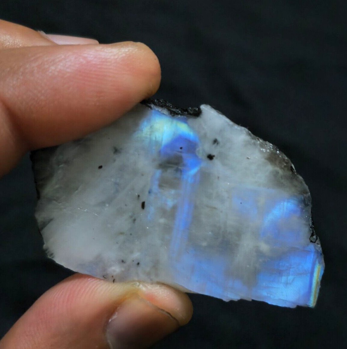 Rare Size 144 Crt Fabulous Rainbow Moonstone Rough A+ Loose Gemstone For Jewelry