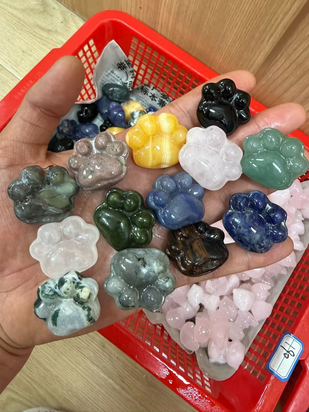 50PCS Natural Mixed cat’s claw skull Carved Quartz Reiki Hallowmas Crystal gift