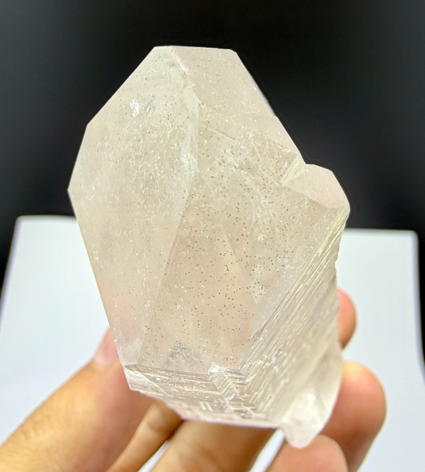 Attractive Double Terminated Eye Clean Quartz Crystal. @PAK 177 Grams