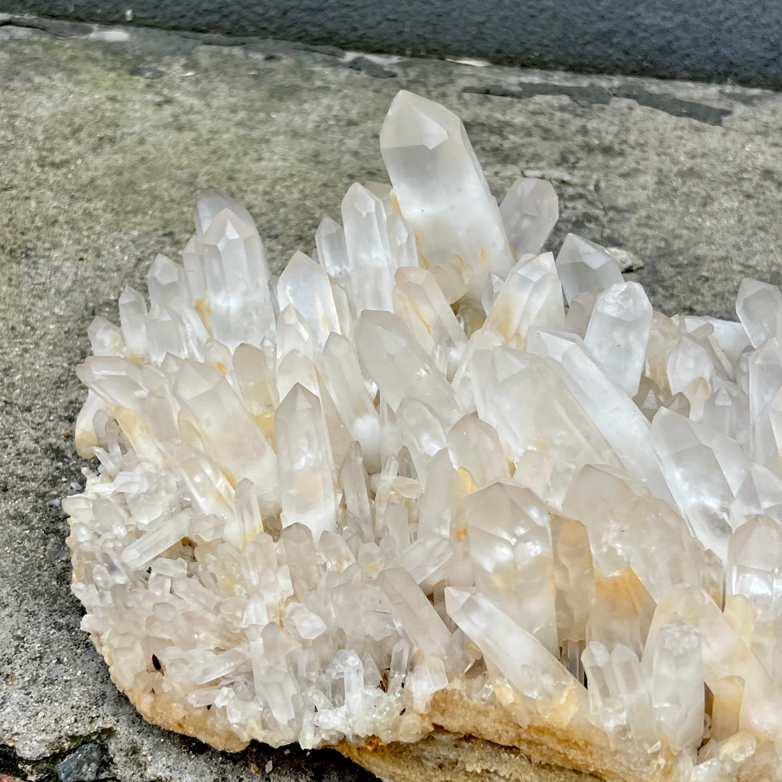 54LB New Find white Phantom Crystal Quartz Cluster Mineral Specimen Healing